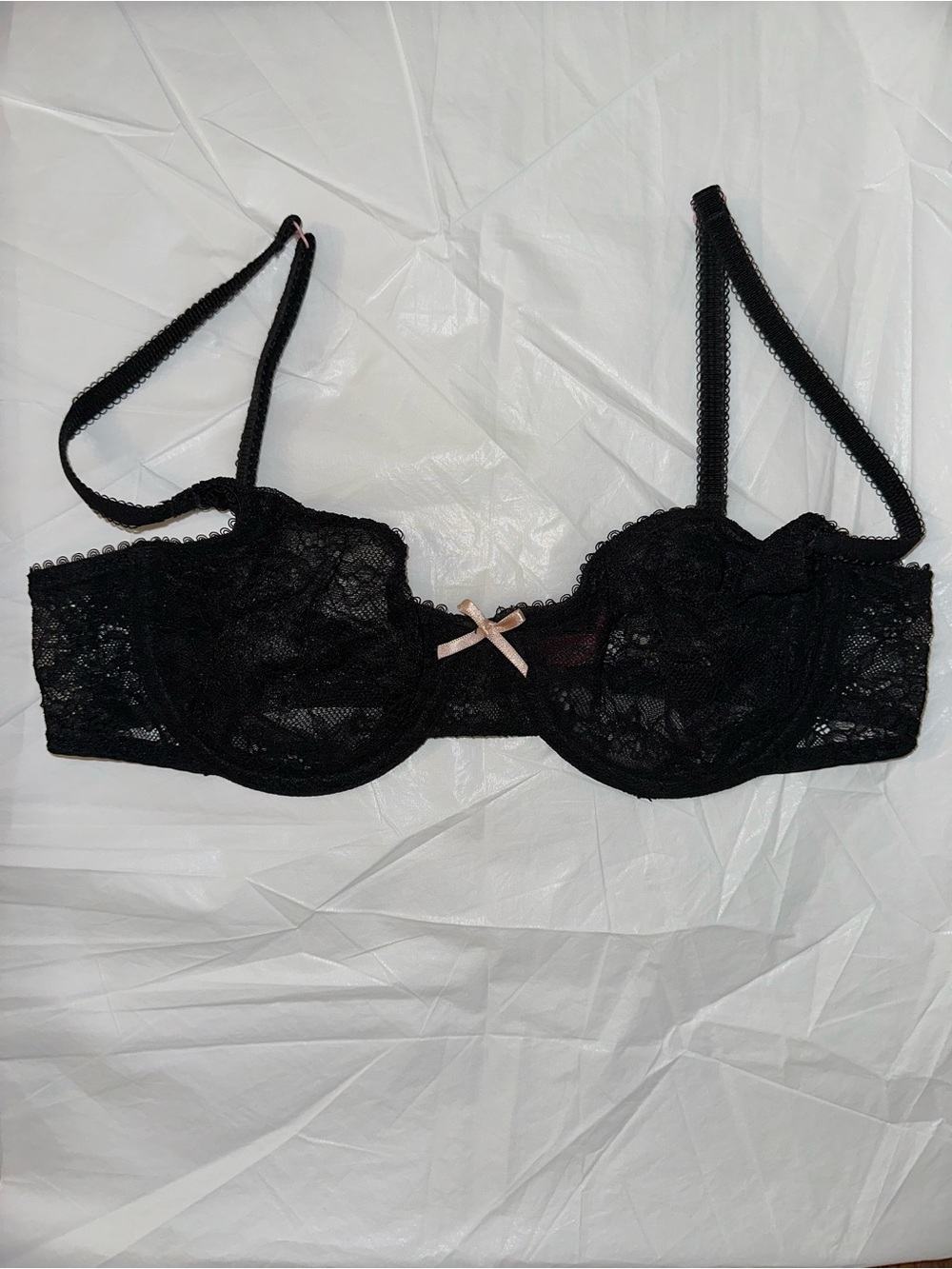 Cosmopolitan Black Lace Underwire Bra with Pale Pink Bow 36B back closure